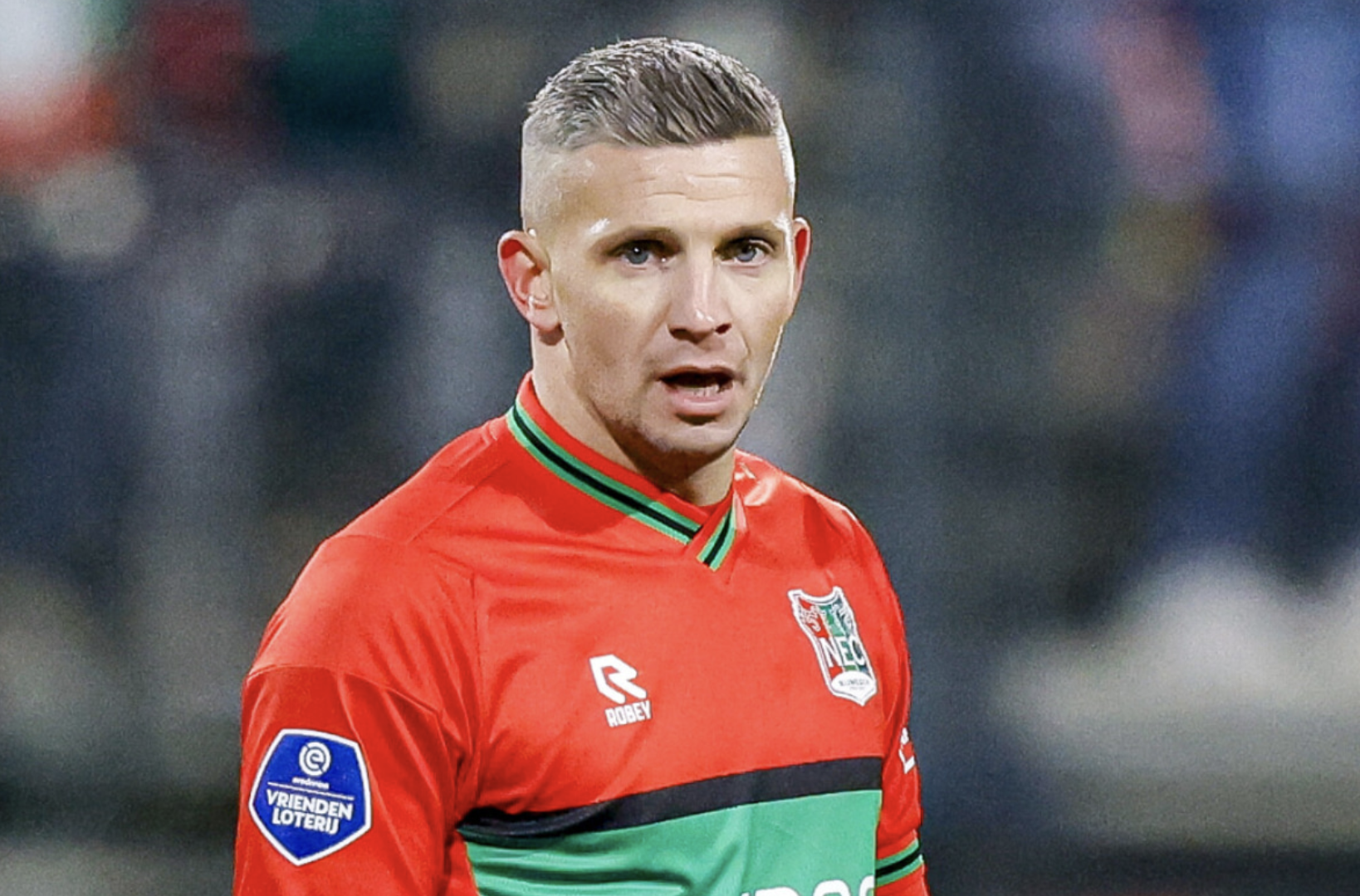 🔥荷甲公布赛季最佳进球：34岁老将林森半场吊射获此殊荣